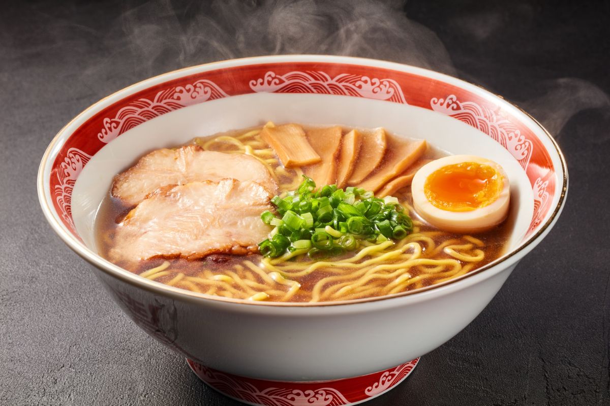 7 Makanan Khas Musim Dingin di Jepang yang Wajib Dicoba Saat Salju Turun