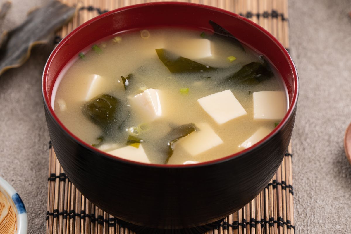 7 Makanan Khas Musim Dingin di Jepang yang Wajib Dicoba Saat Salju Turun